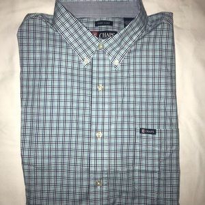 Men’s Chaps short sleeve button down.